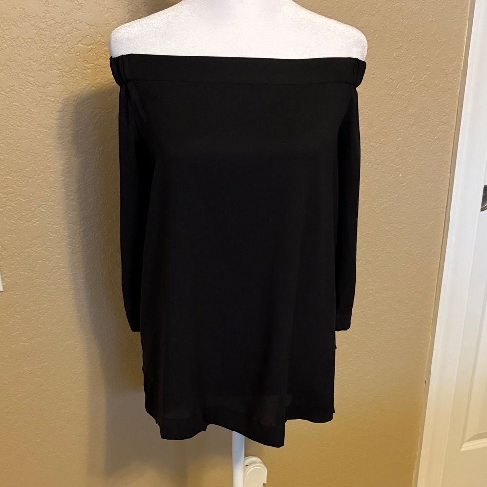 LOFT Elegant Black Off the Shoulder Blouse, Size Medium‎
